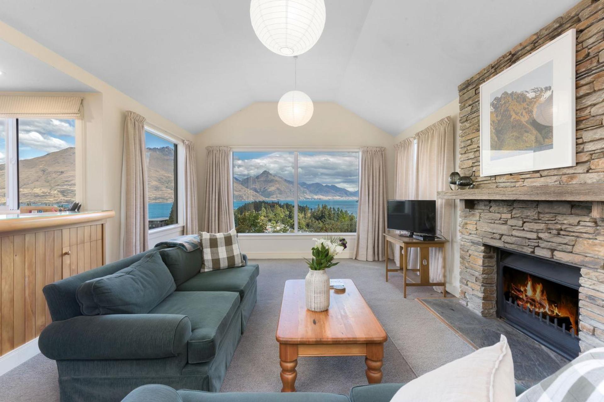 Queenstown Peaks Exterior photo